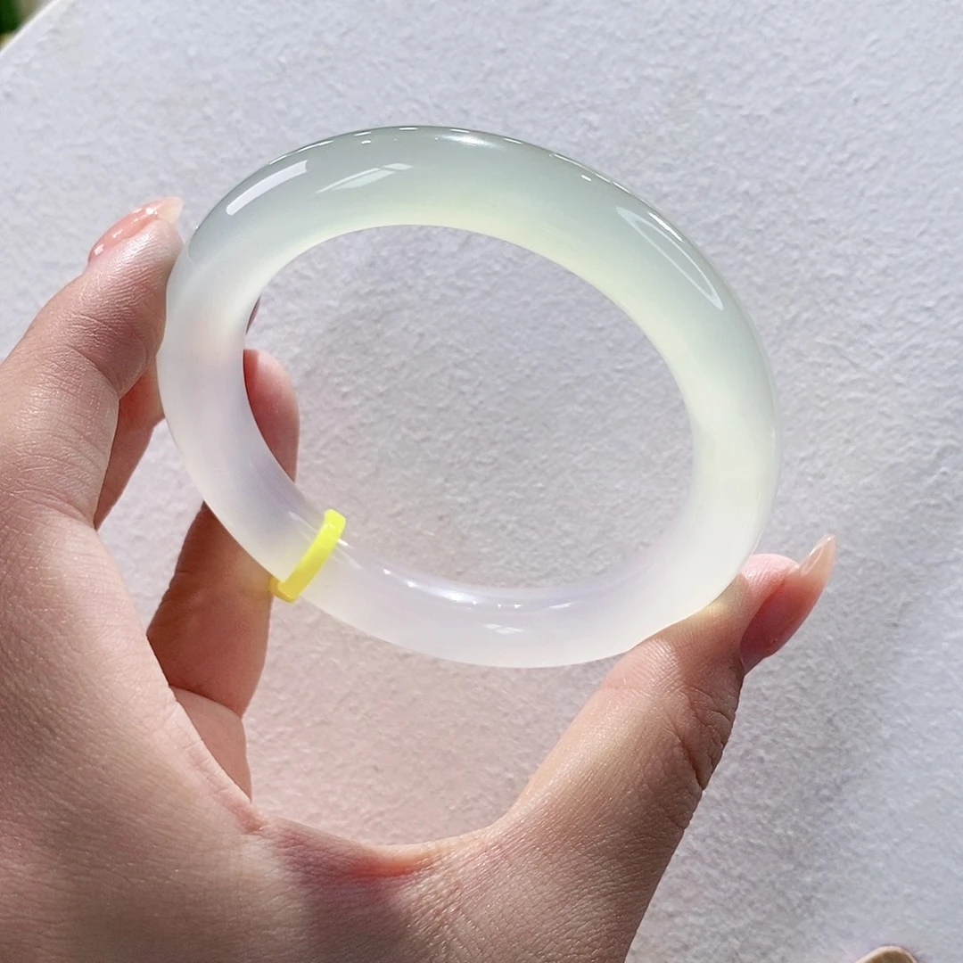 手镯玛瑙/玉髓未镶嵌54