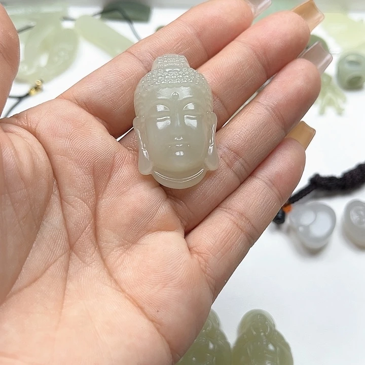 【闪购商品】和田玉未镶嵌颈饰英*