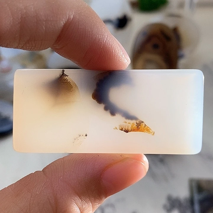 玛瑙/玉髓颈饰未镶嵌