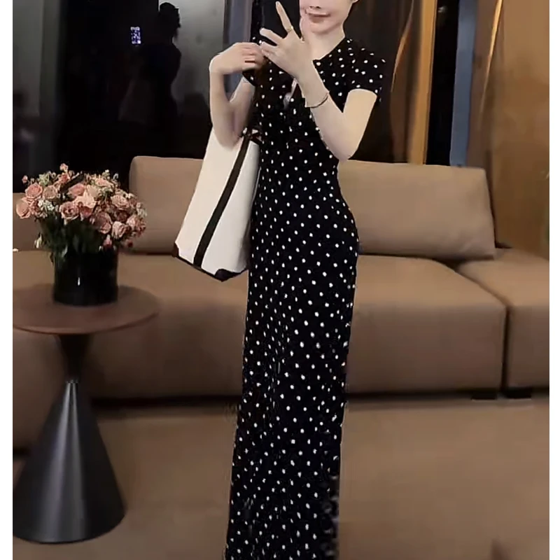 黑色波点弹力连衣裙夏季新款轻奢法式高级感短袖高腰显瘦长款裙子