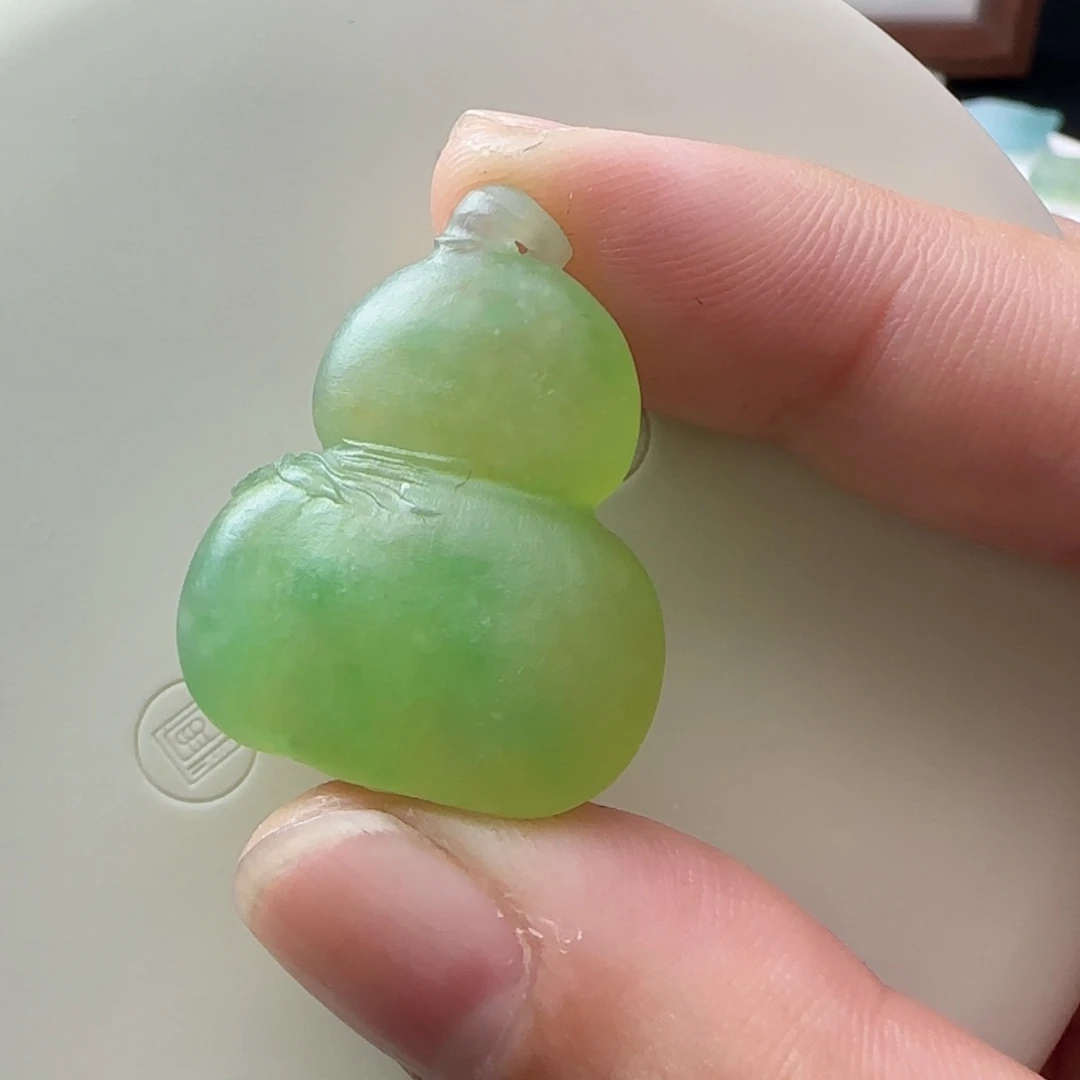 定制翡翠未镶嵌材料