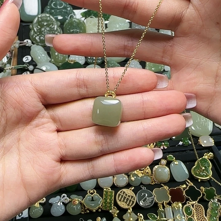 颈饰银S925镶嵌和田玉送链子送绳