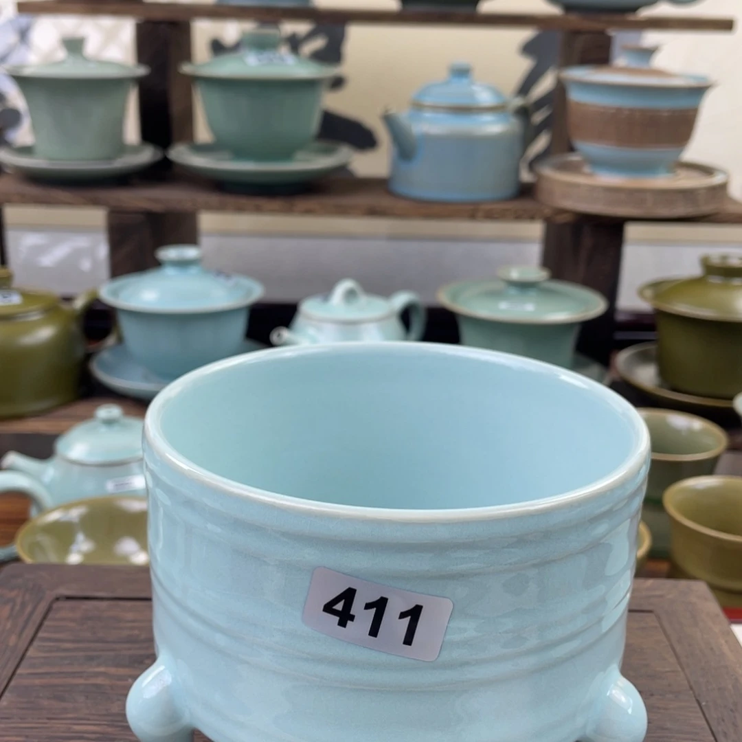 微瑕天青411号三足樽……$