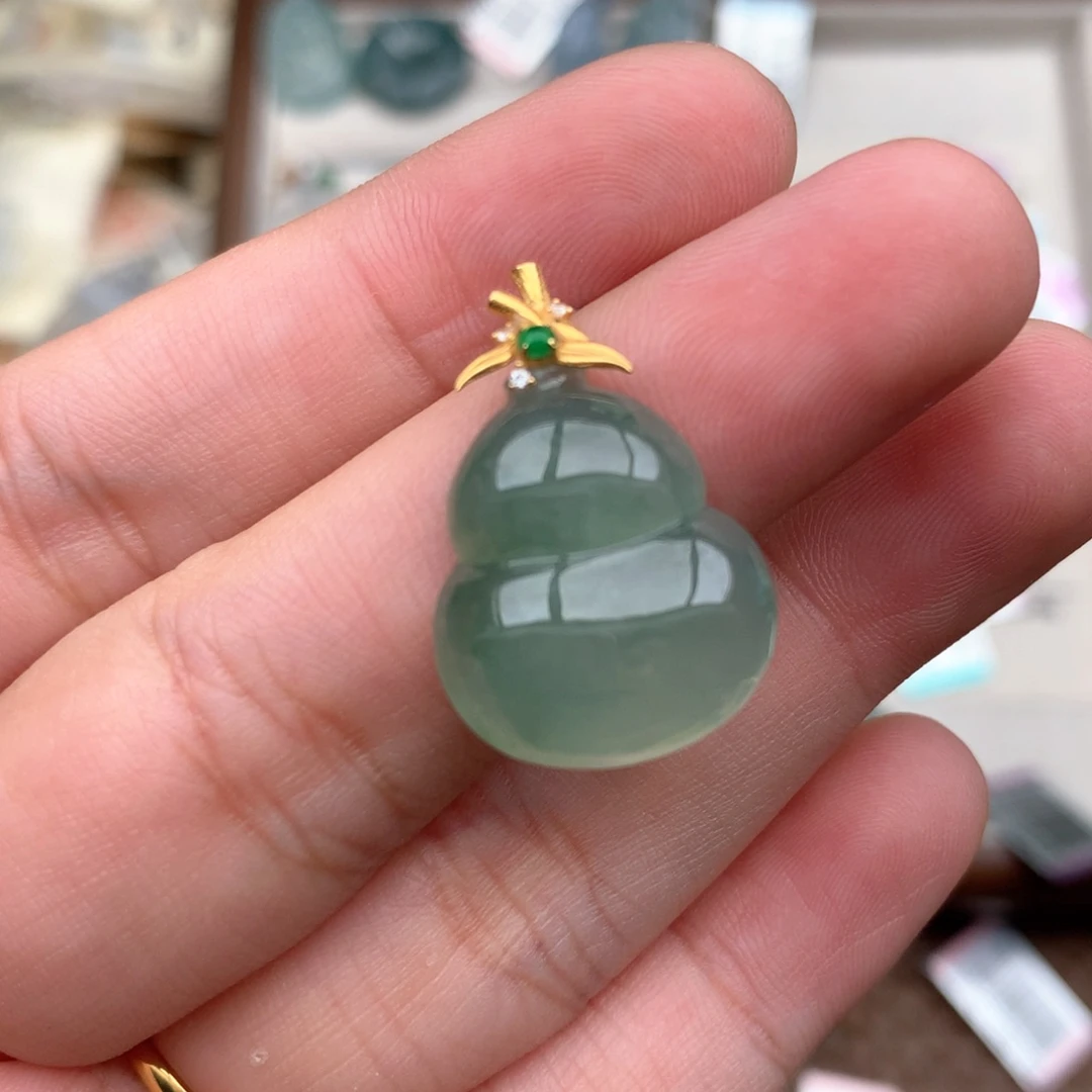 【闪购商品】18K金镶嵌挂件翡翠一