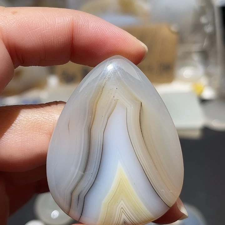 玛瑙/玉髓颈饰未镶嵌