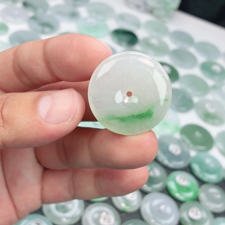 翡翠未镶嵌颈饰缅甸天然A货翡翠30-5.8