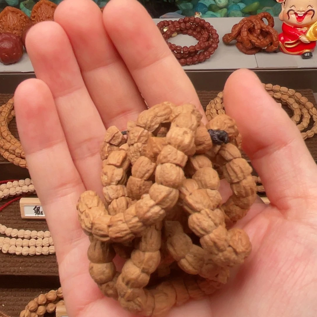 柏香籽/百香籽吊坠金**人