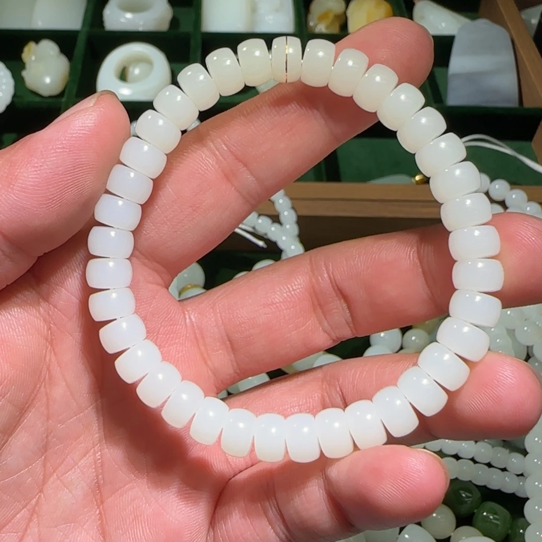 和田玉未镶嵌颈饰S****E