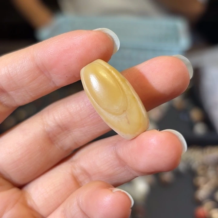 豆***宝未镶嵌颈饰玛瑙/玉髓