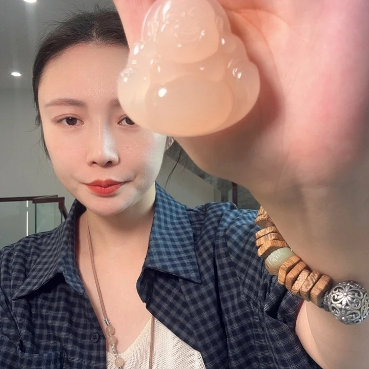 ****查罗石未镶嵌颈饰