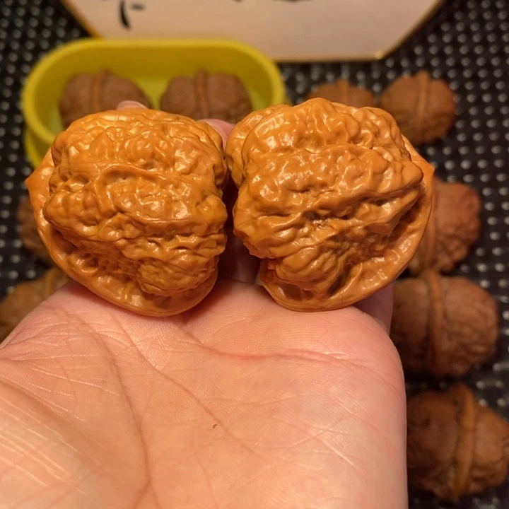 幸***康文玩核桃把件细腰超大八腿箭毒蛙