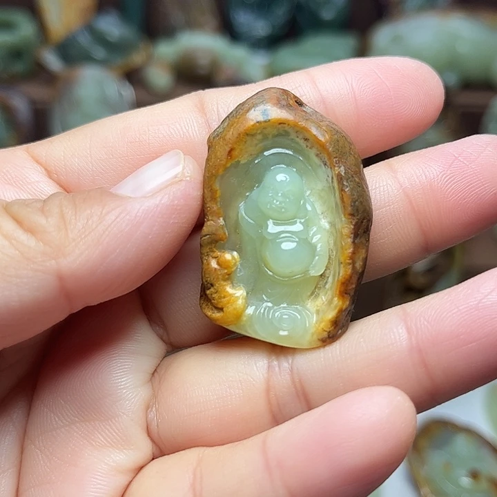 岫岩河磨玉（透闪石质玉）未镶嵌颈饰