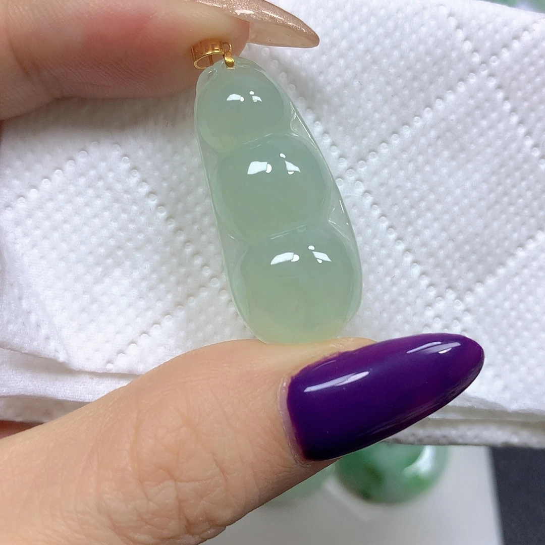 翡翠18K金镶嵌颈饰挂件