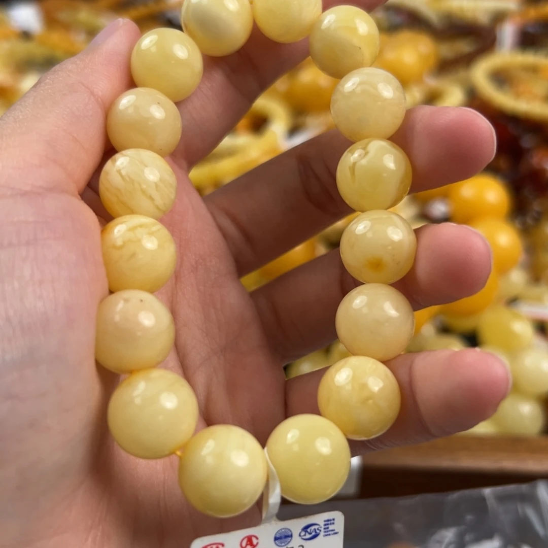 未镶嵌琥珀珠宝奇石