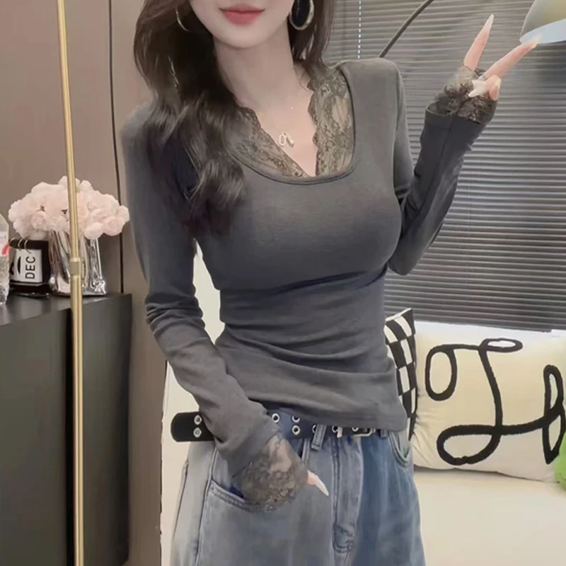 2025秋冬新款圆领蕾丝拼接内搭加绒长袖T恤女修身显瘦打底衫上衣