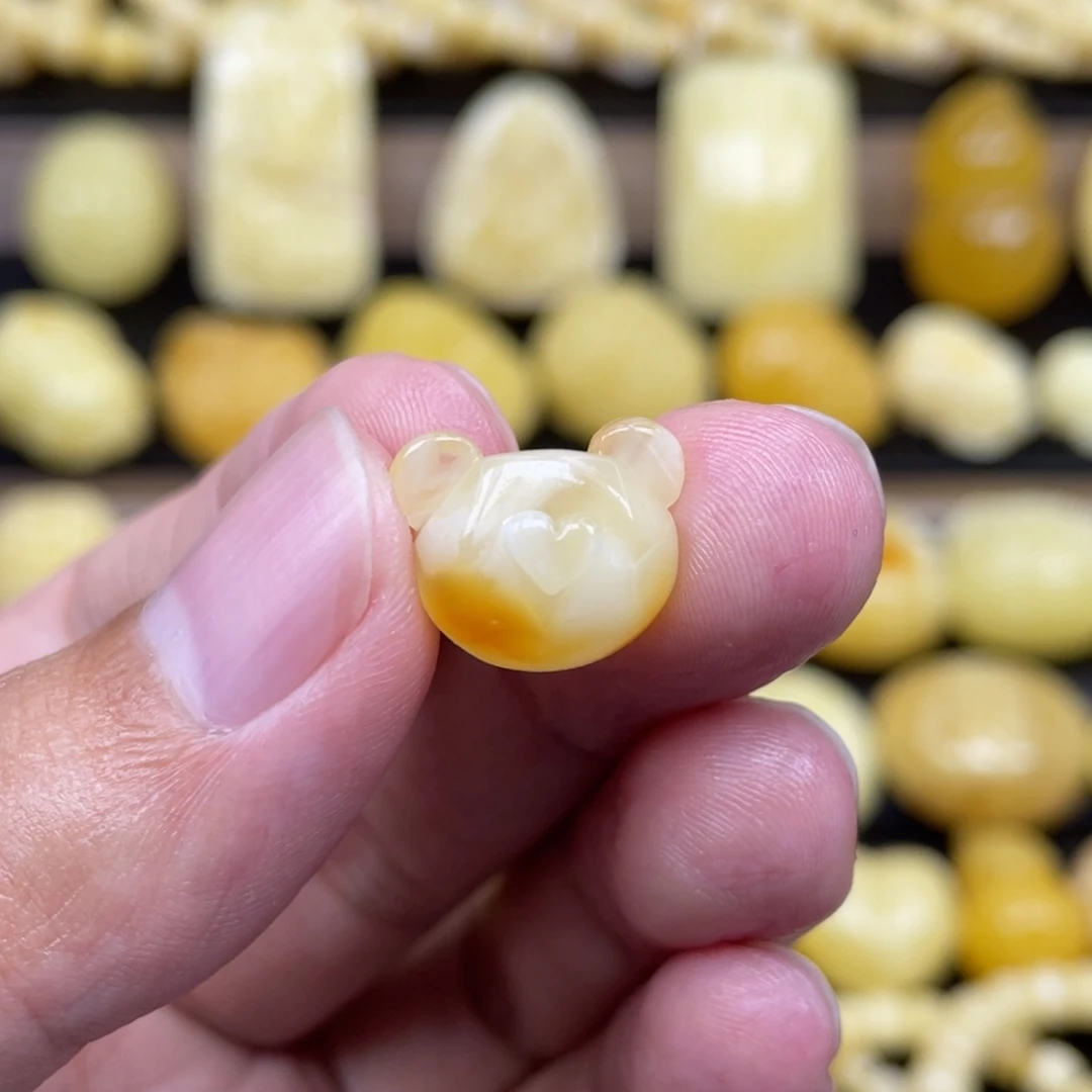 琥珀未镶嵌裸石琥珀蜜蜡