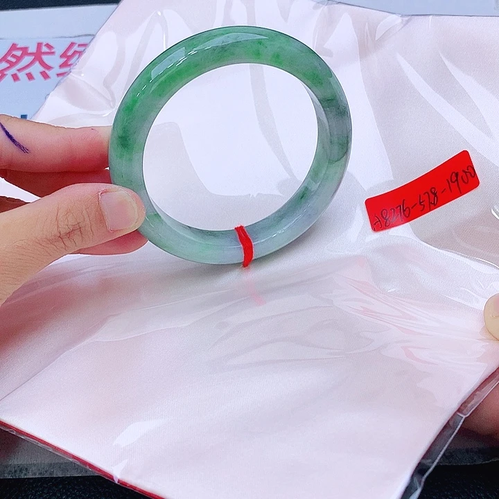未镶嵌手镯翡翠翡翠