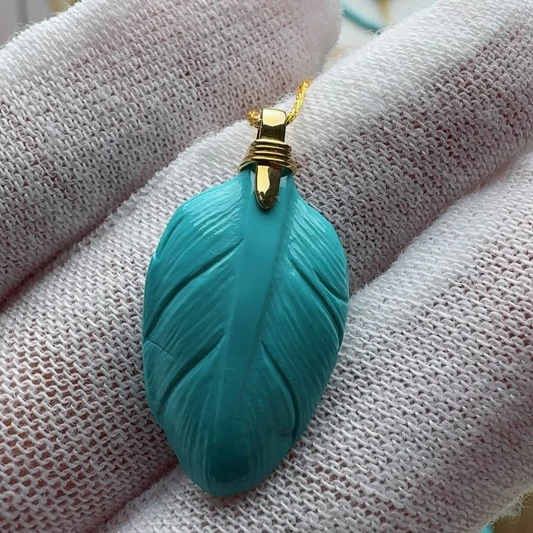 绿松石配饰18K金镶嵌