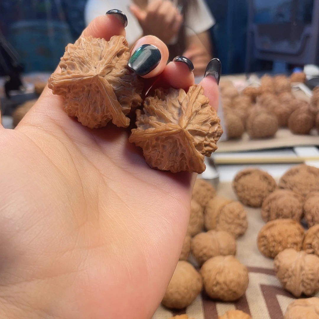 爱***龟吊坠文玩核桃盘山三棱