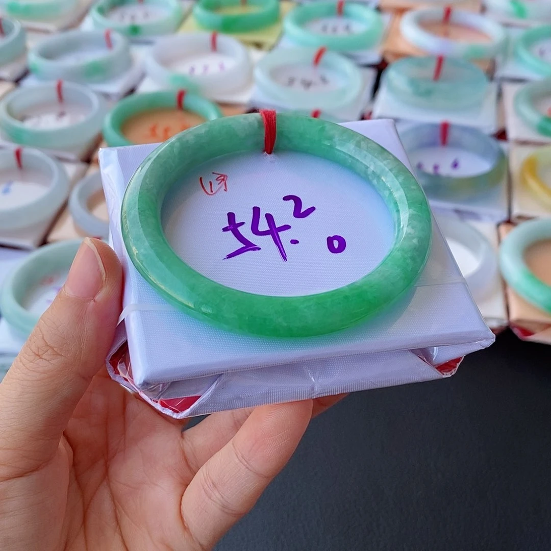 翡翠手镯未镶嵌19号