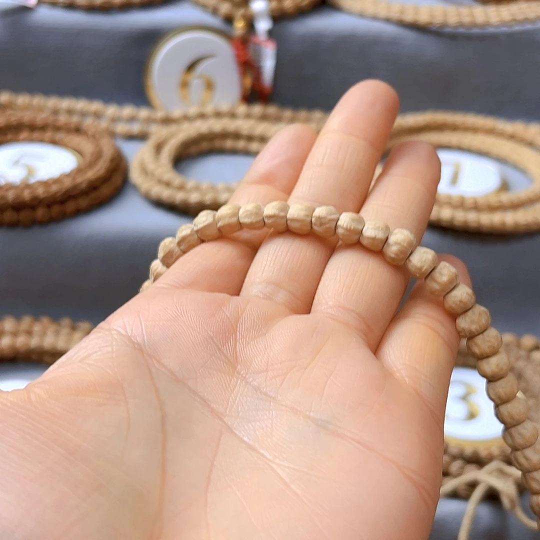 柏香籽/百香籽手串我**的