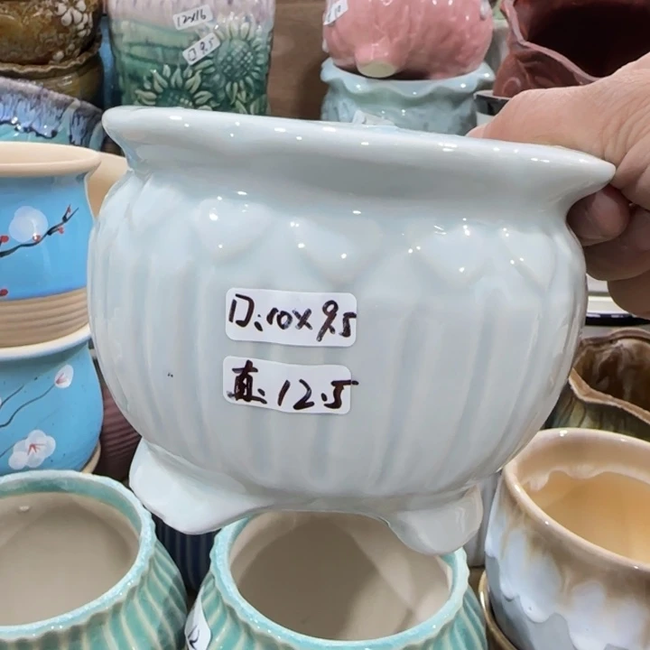 凑9块包邮，有孔，陶瓷花盆