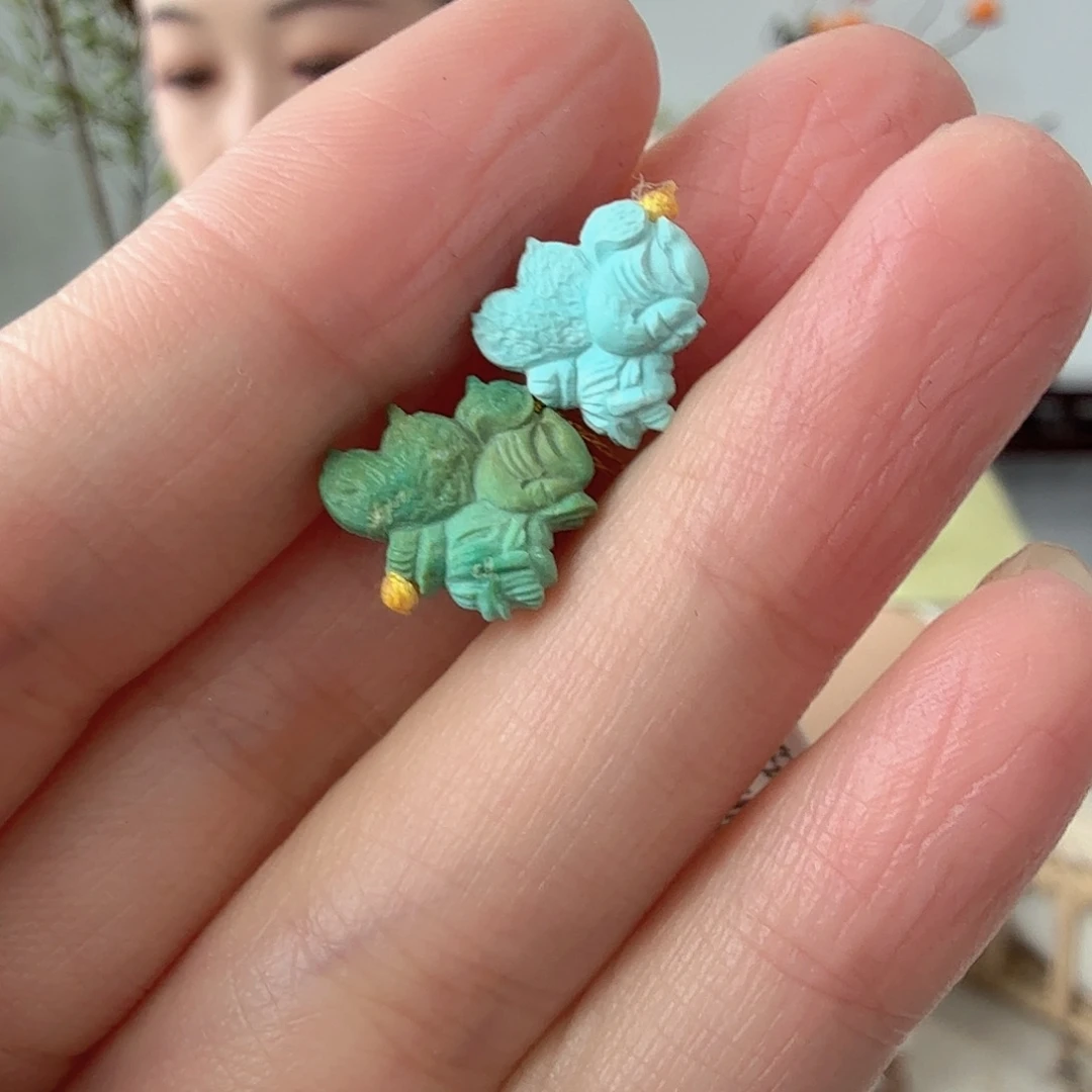 绿松石未镶嵌珠宝奇石