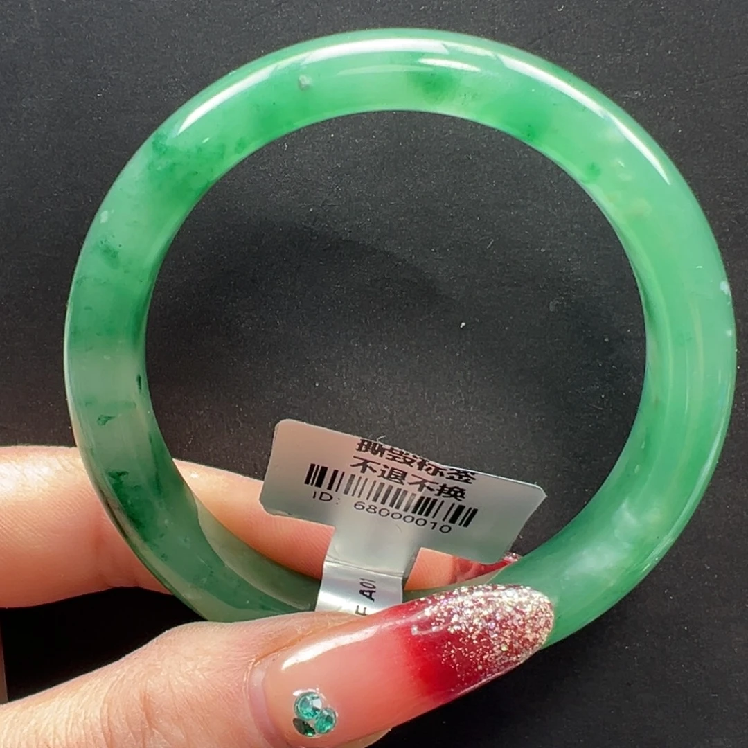 石英质玉未镶嵌手镯秀秀61