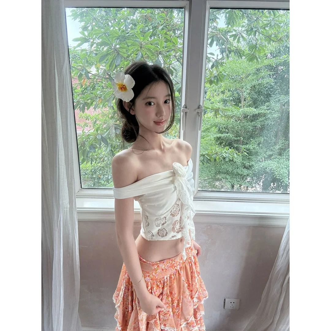 2025年夏季新款一字肩镂空网纱拼接法式复古碎花甜辣吊带半身裙