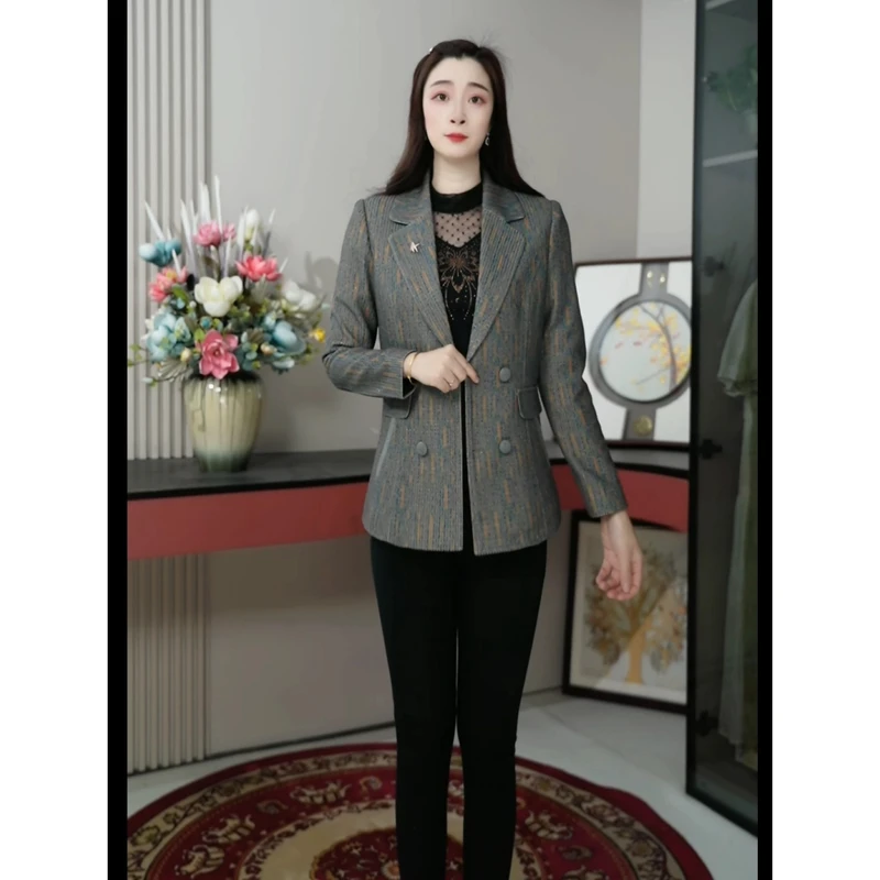 2508新款春季款中年妈妈装西装短款修身外套春装洋气气质西服上衣