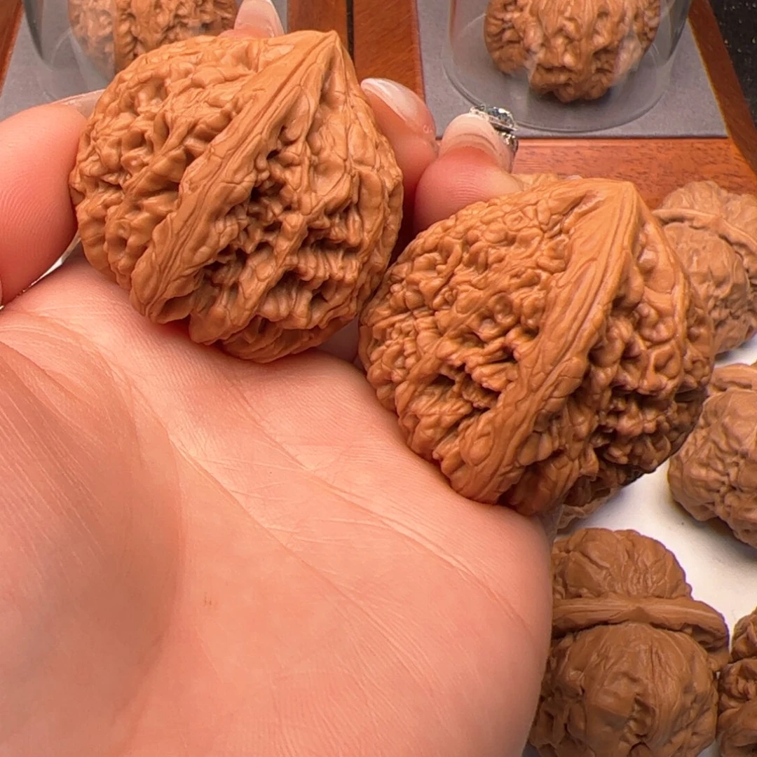 文玩核桃把件虎头王40丽