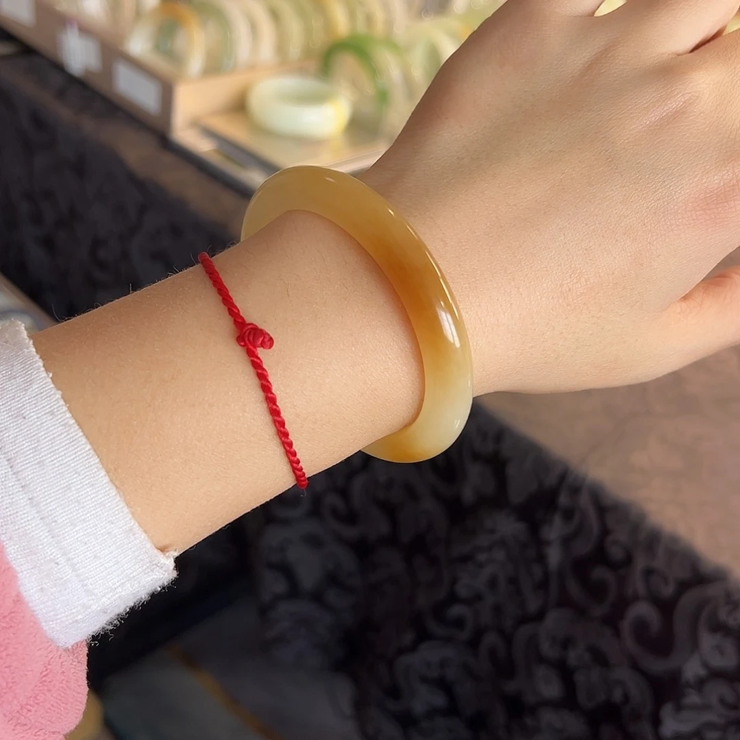 和田玉手镯未镶嵌  【糖渐变】