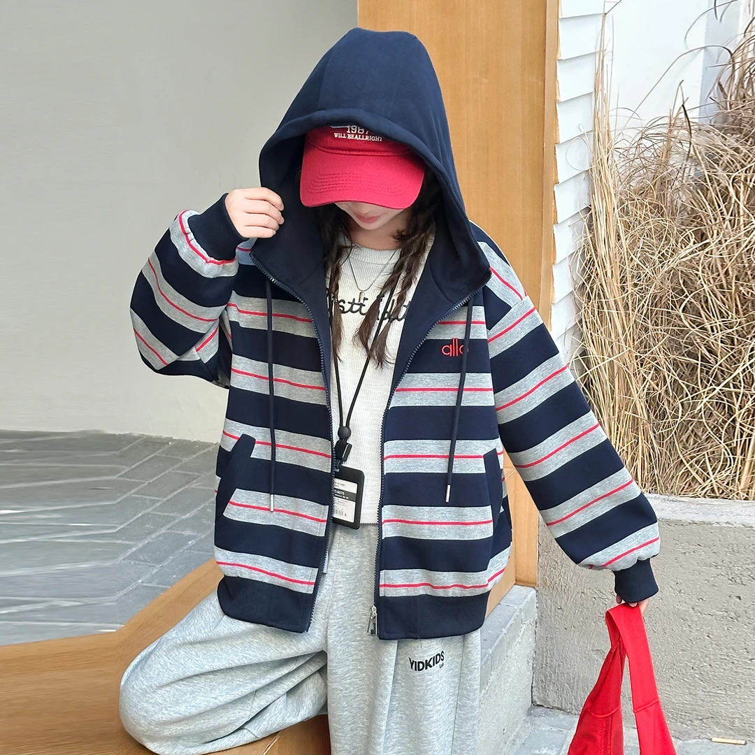女童秋季拉链开衫外套2025女孩中大童时尚条纹风休闲秋装连帽外套