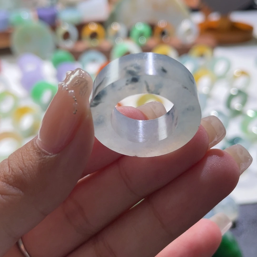 未镶嵌定制翡翠翡翠