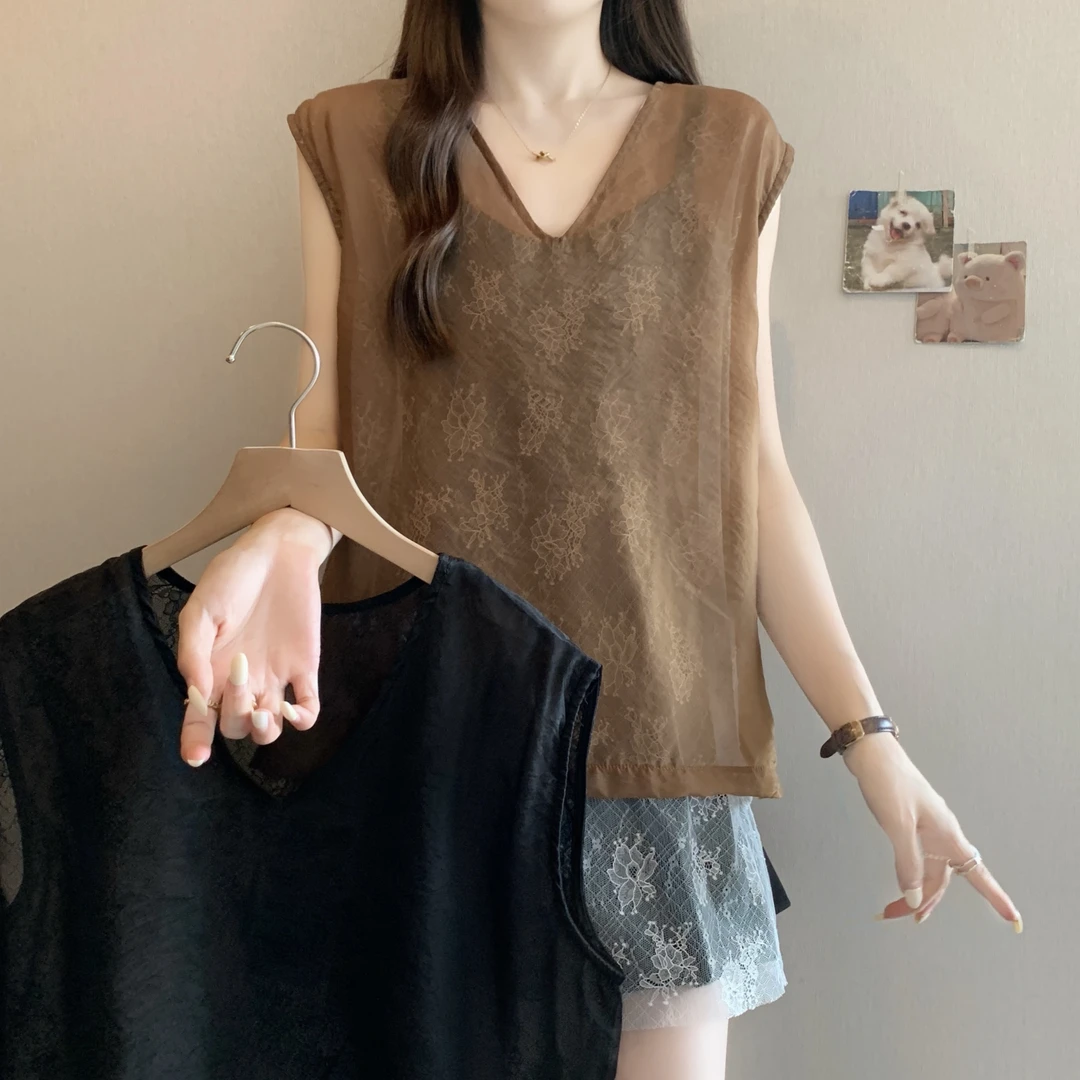 新款小v领两面可穿慵懒风时尚洋气蕾丝拼接T恤无袖衬衫