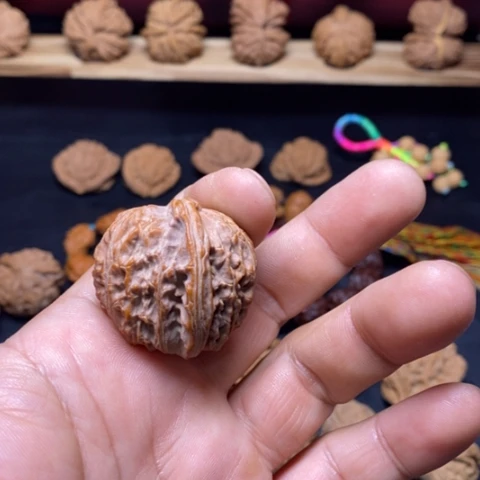 保***馆把件文玩核桃核桃