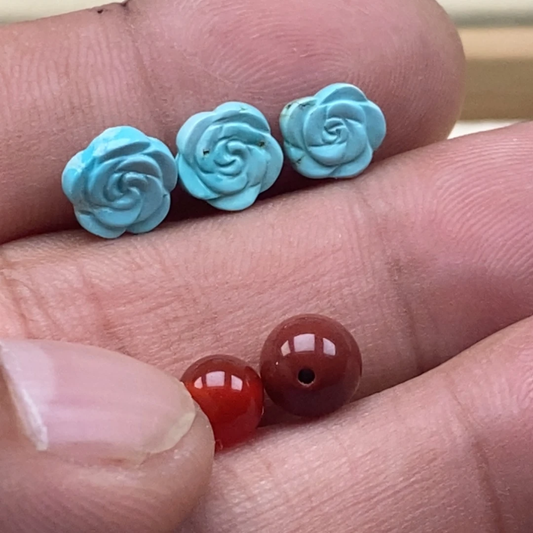 豆***妹未镶嵌南红玛瑙珠宝半成品