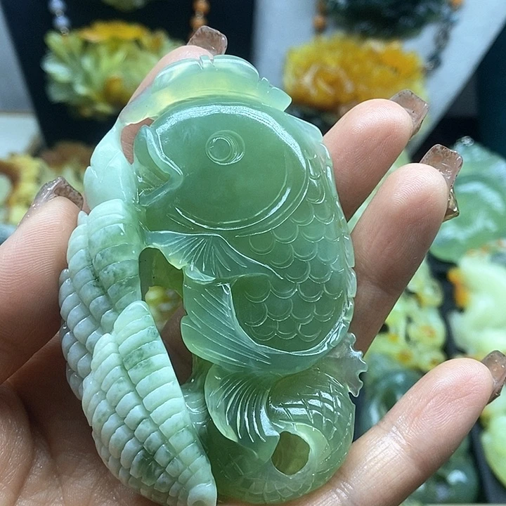 蛇纹石玉挂件未镶嵌