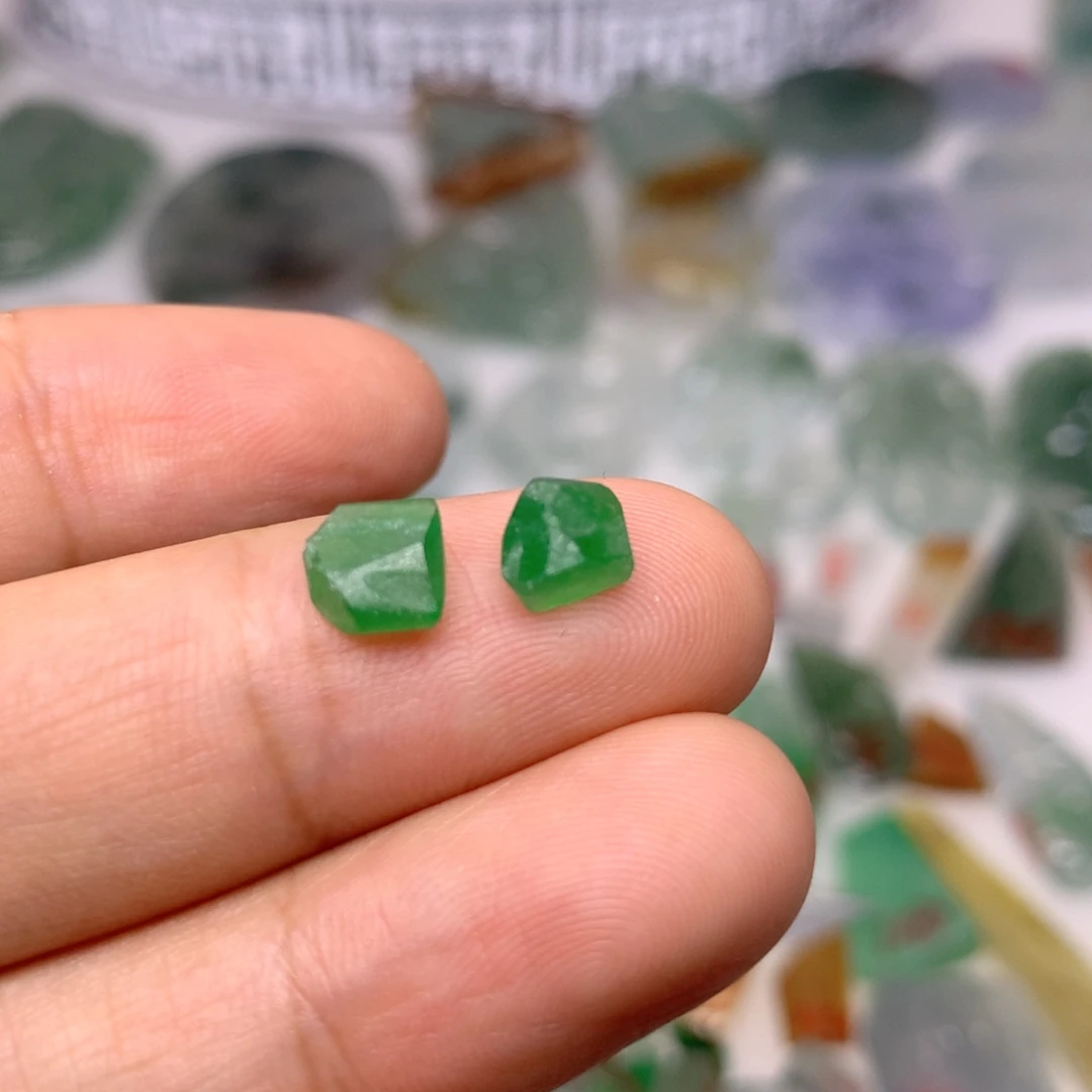 定制翡翠未镶嵌天然翡翠定制