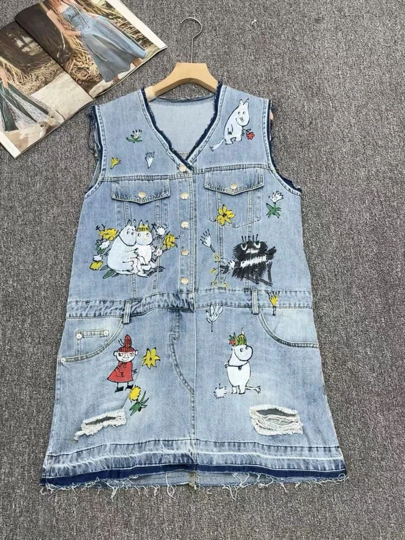 欧货女装2025夏季纯手工彩绘动漫印花V领牛仔连衣裙夏