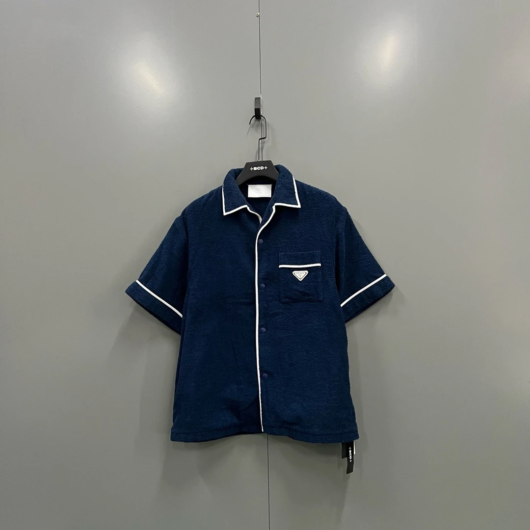 未使用 Prada/普拉达 楠1 海军蓝三角标短袖衬衫 M码/106109