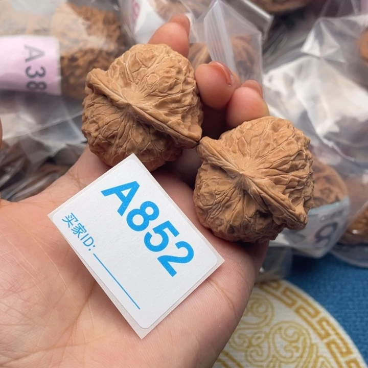 文玩核桃吊坠核桃