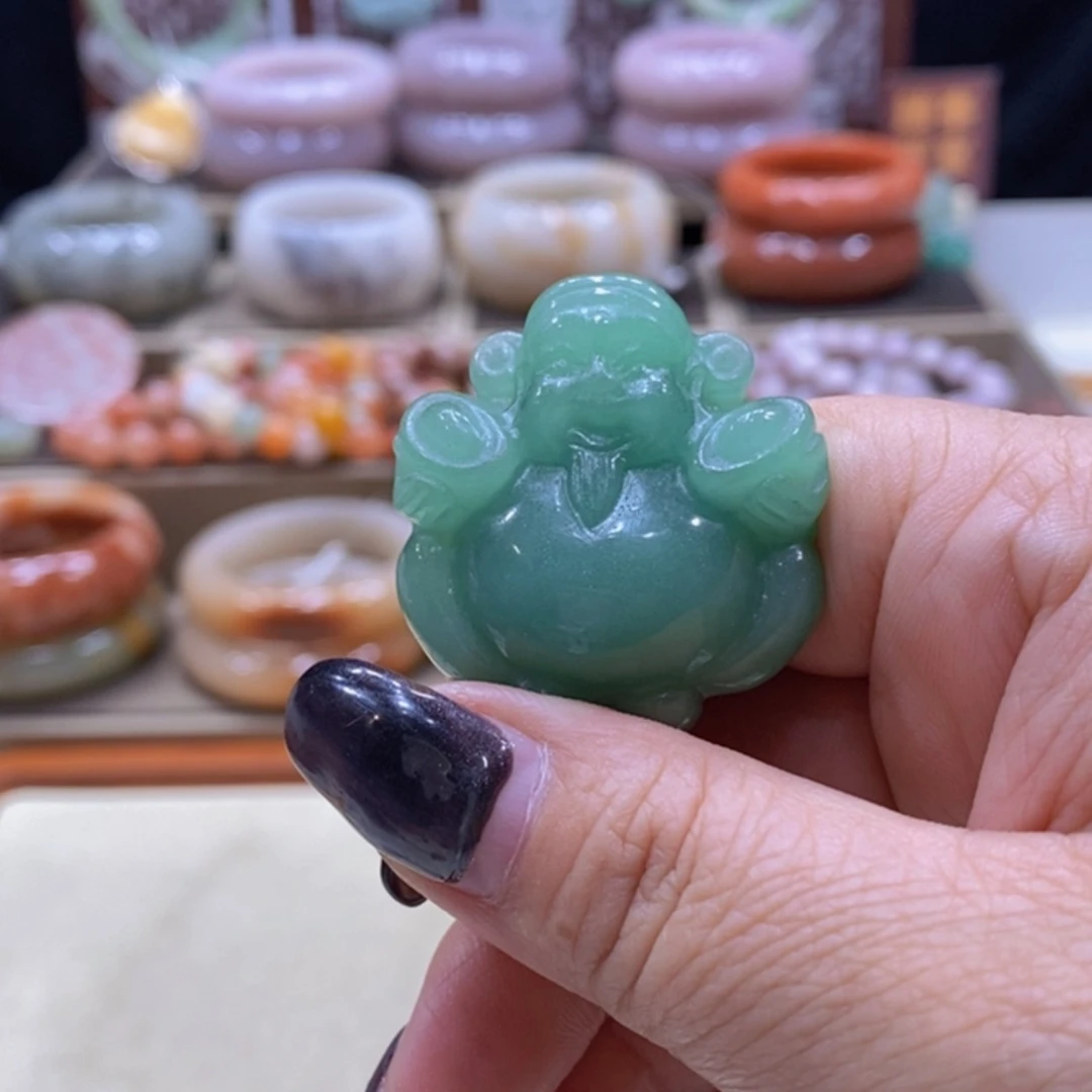 【闪购商品】未镶嵌手镯石英质玉