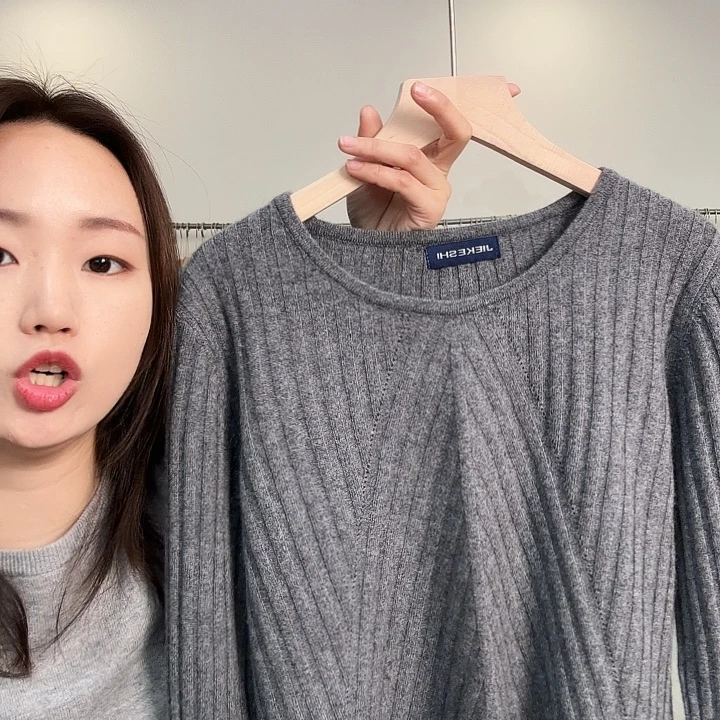 002。胸围100。135斤内