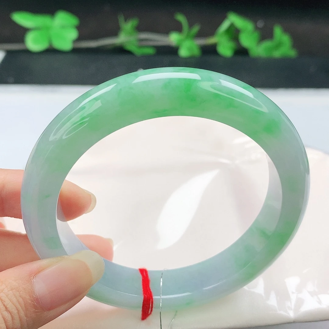 翡翠未镶嵌手镯60圈