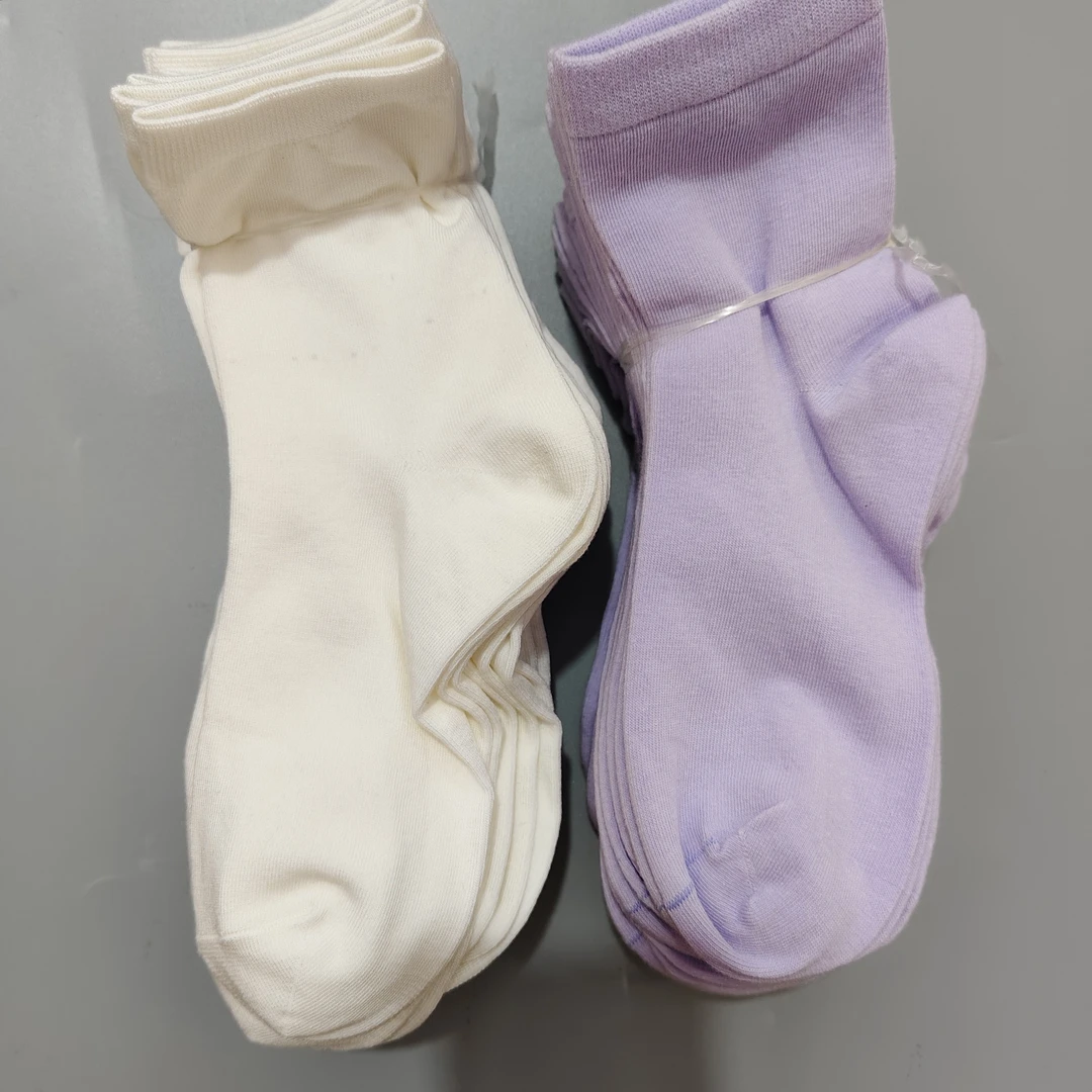 库存微瑕男女袜子