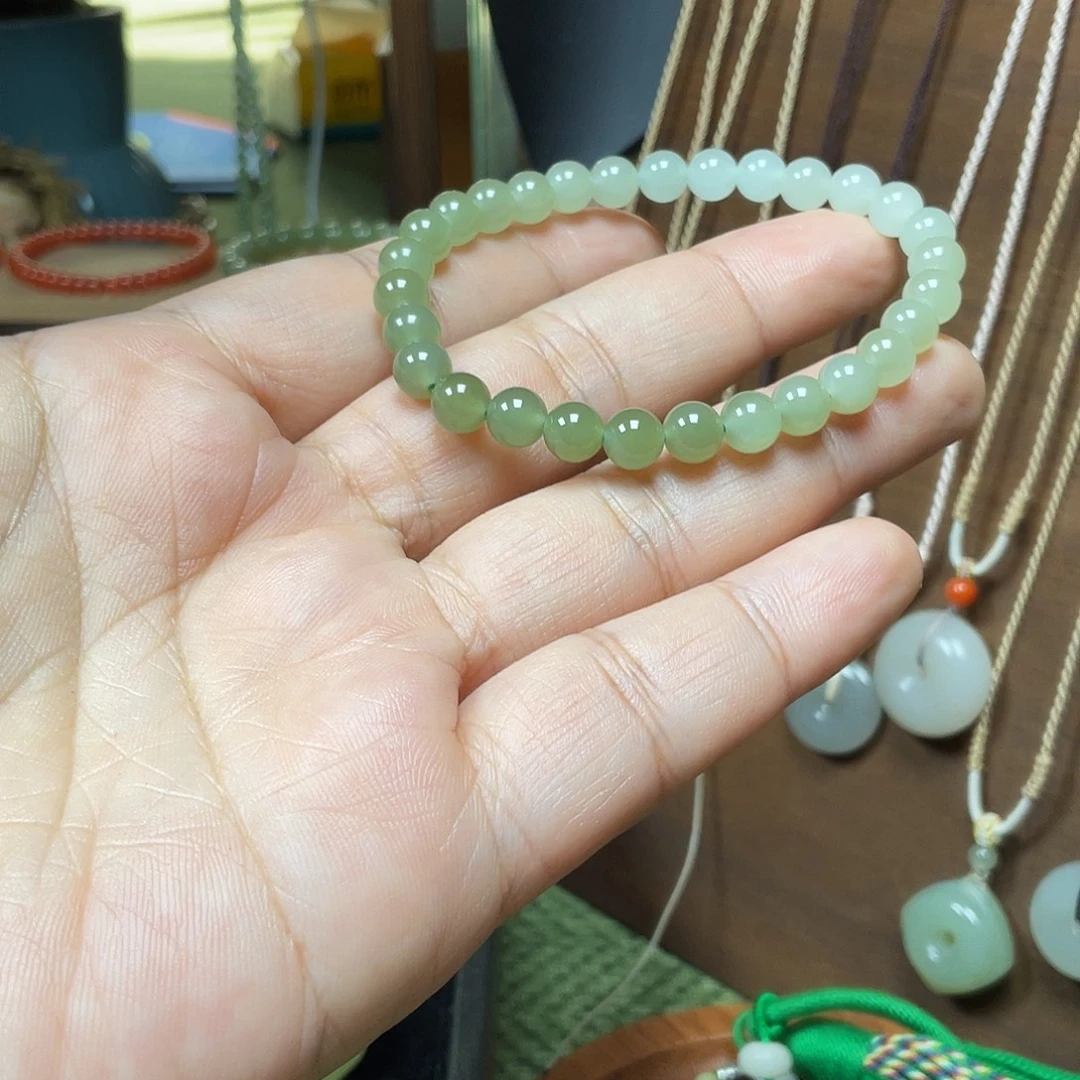 和田玉未镶嵌手串