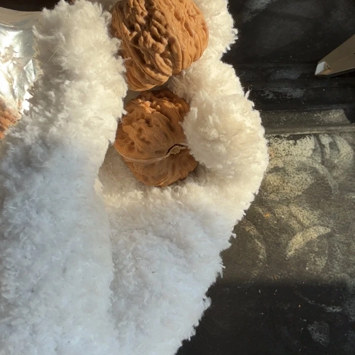 文玩核桃吊坠凹底