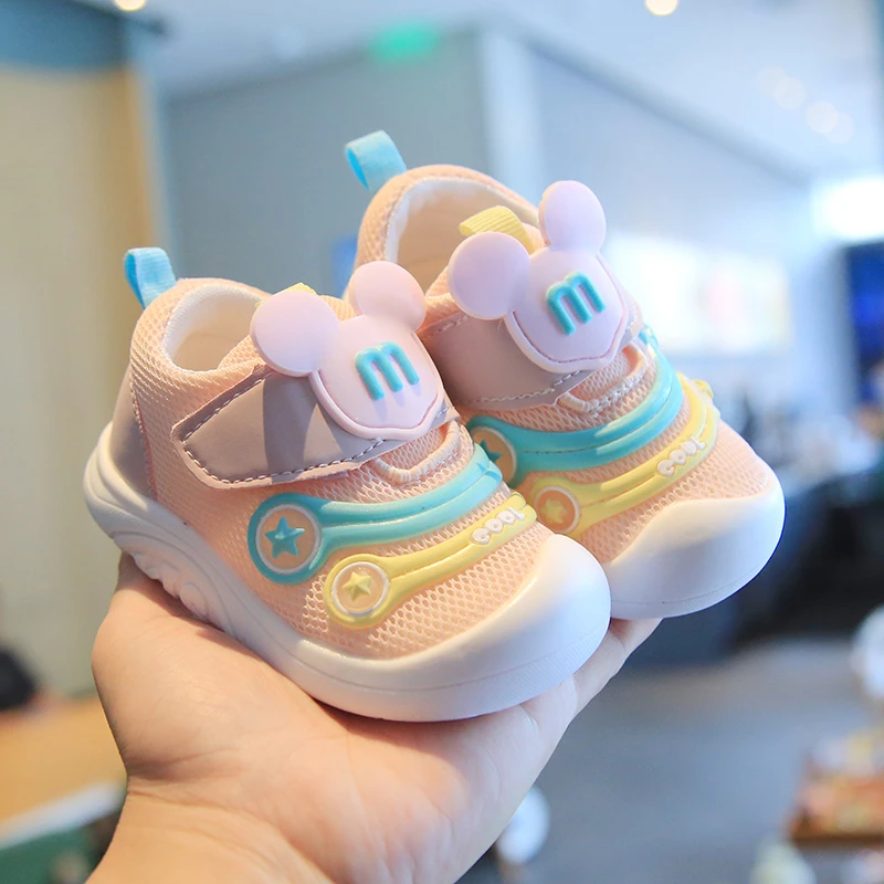 宝宝学步鞋婴儿鞋子男宝宝春秋款女软底防滑0-1-2岁九个月儿童鞋