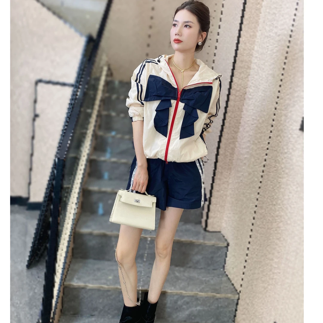 【俊英】高端女装欧洲站2025春季新款女装欧货时尚连帽短款外套女